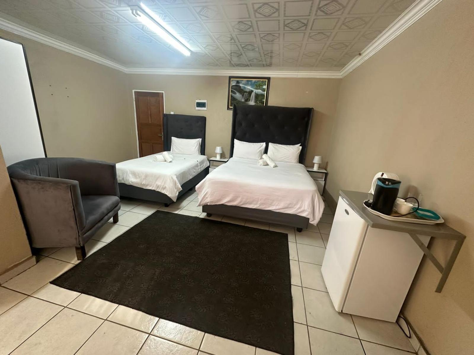 Super Classic Guest House Pretoria-Noord Extérieur photo
